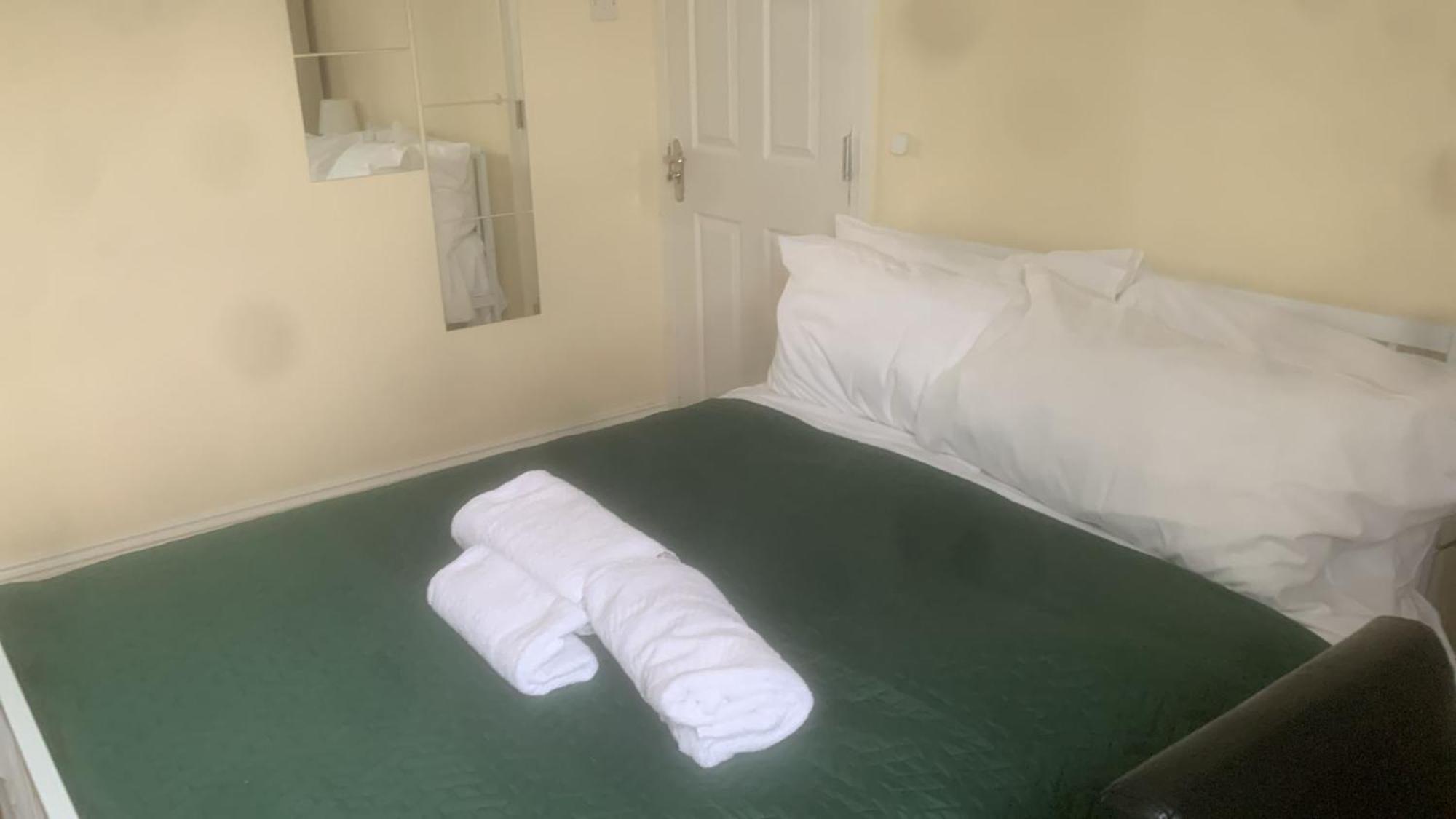 Specious Studio Flats Londra Dış mekan fotoğraf