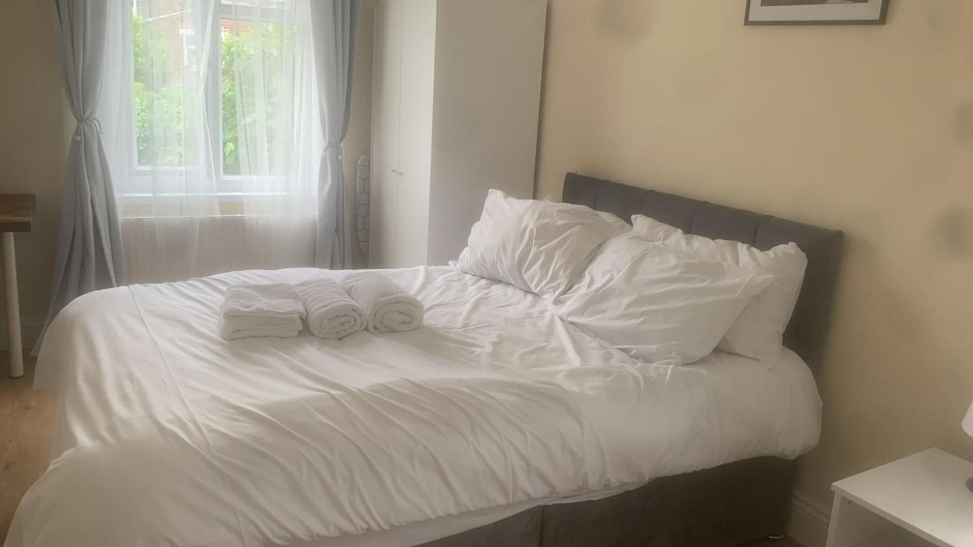 Specious Studio Flats Londra Dış mekan fotoğraf