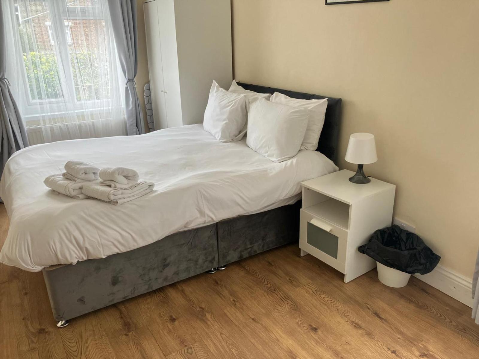 Specious Studio Flats Londra Dış mekan fotoğraf
