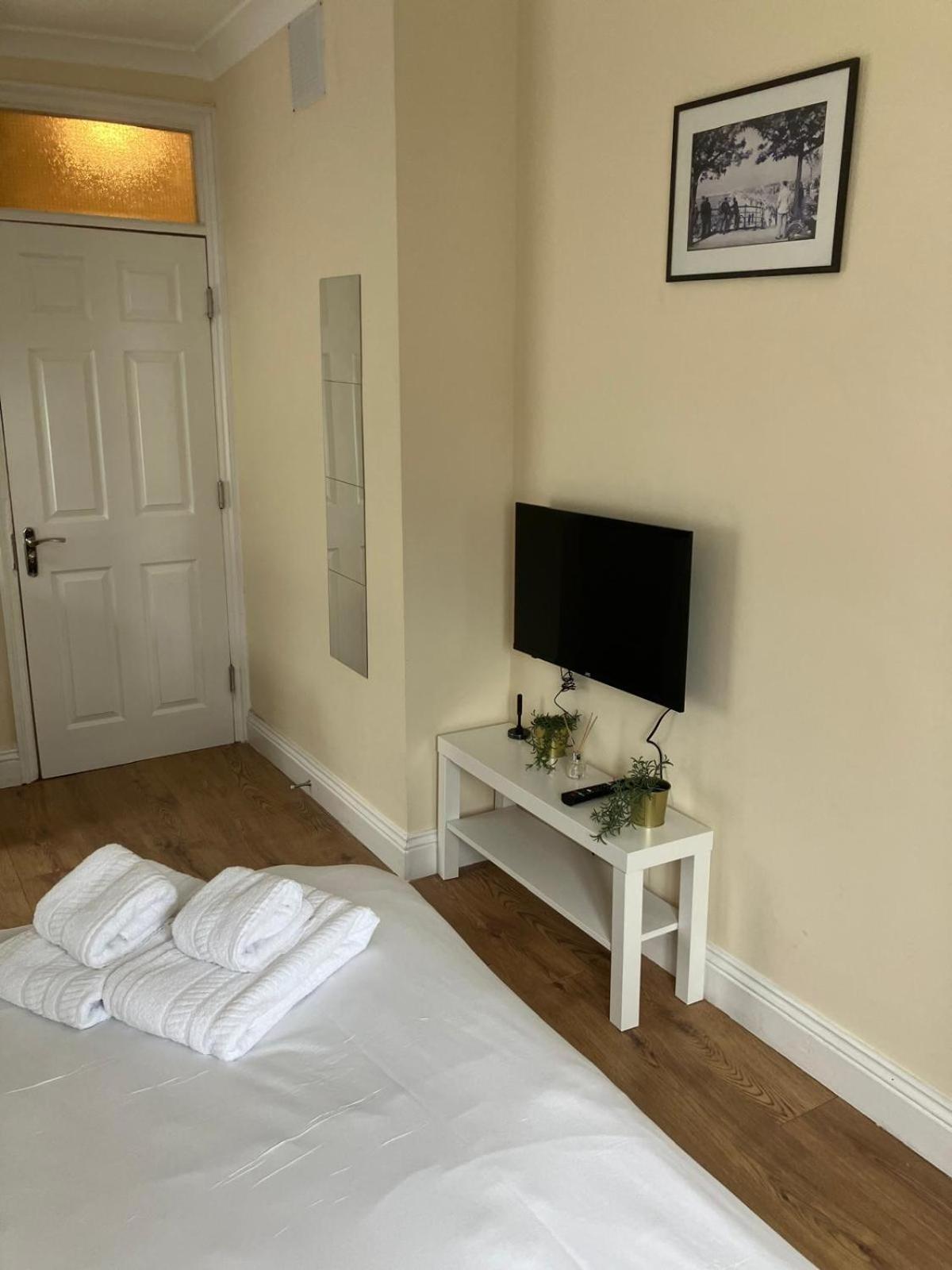 Specious Studio Flats Londra Dış mekan fotoğraf