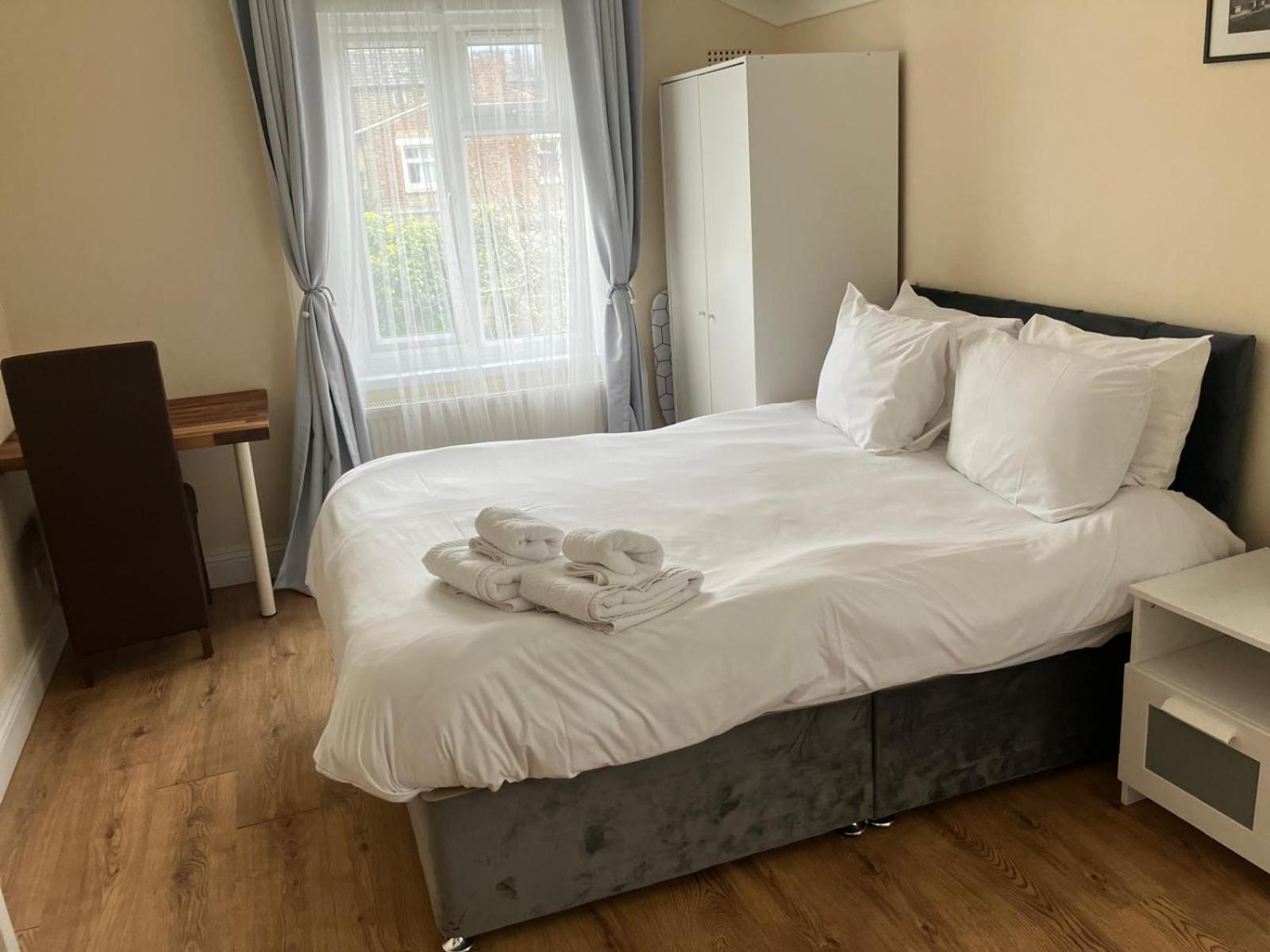 Specious Studio Flats Londra Dış mekan fotoğraf